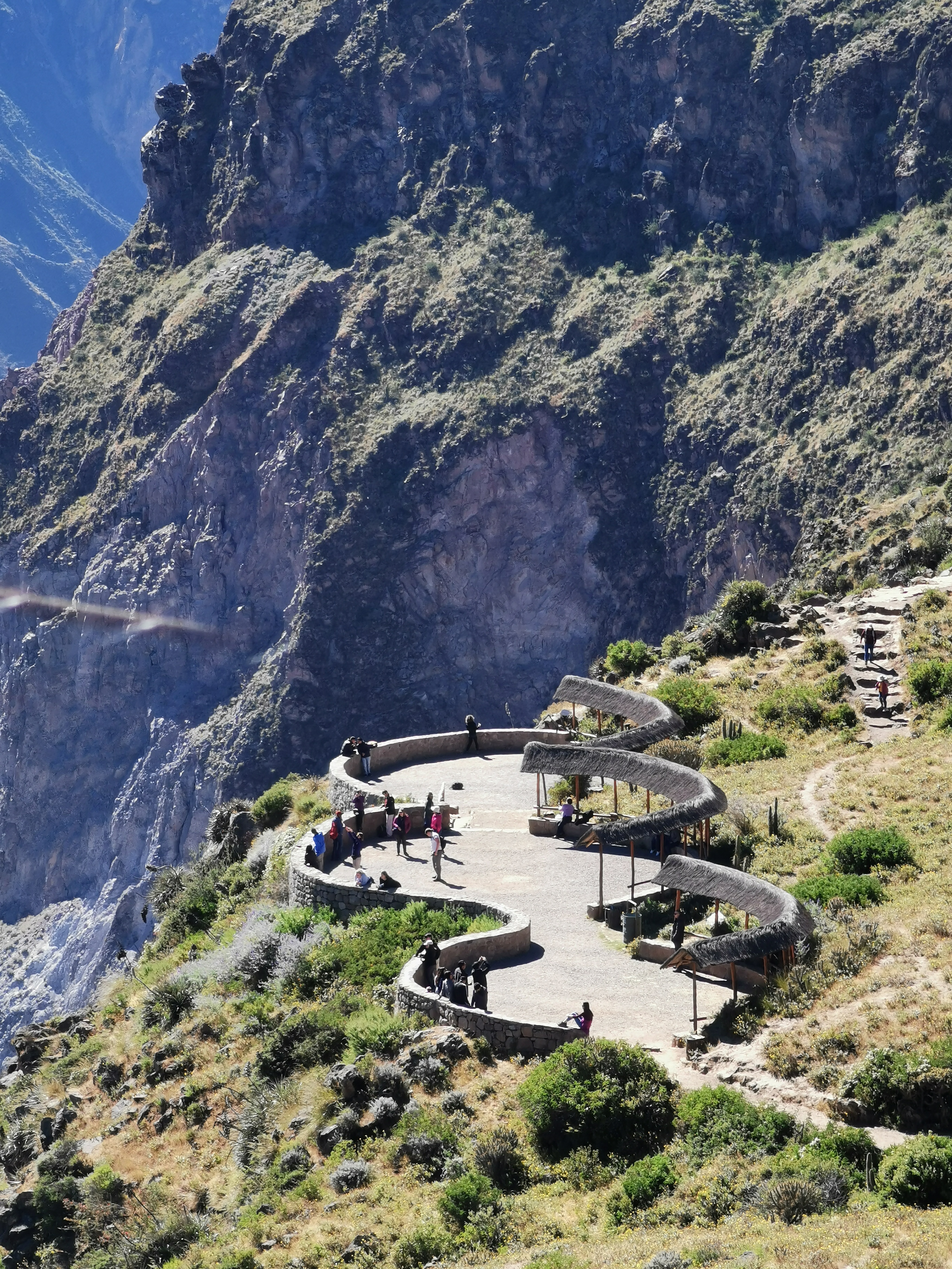 Mirador Cruz del Cóndor 10
